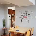 Ceu Konferencia Koezpont 3* בודפשט
