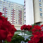 מלון Ceu Konferencia Koezpont 3*