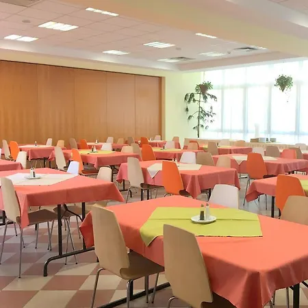 Hotel Ceu Konferencia Koezpont Budapesta
