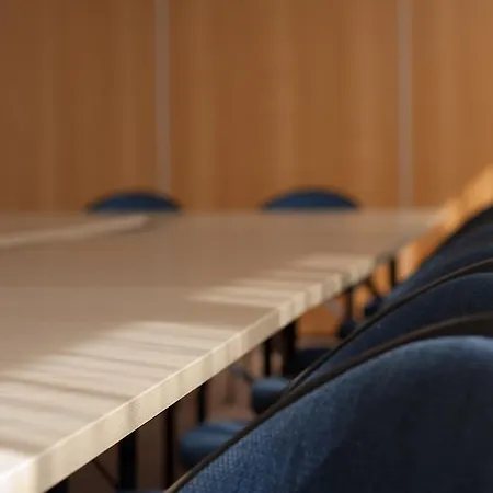 Ceu Konferencia Központ 3* Budapest