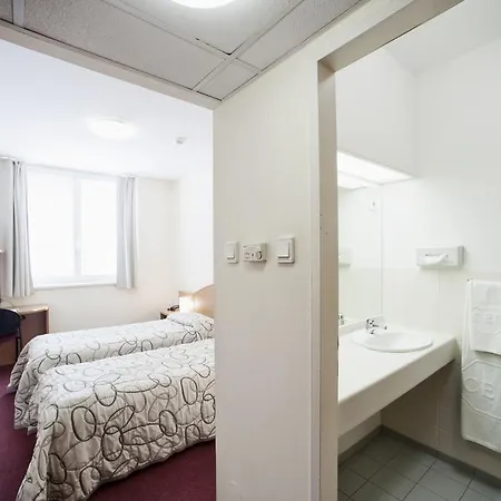 Ceu Konferencia Koezpont Hotel Budapest