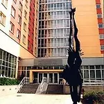 Ceu Konferencia Koezpont Hotell 3*